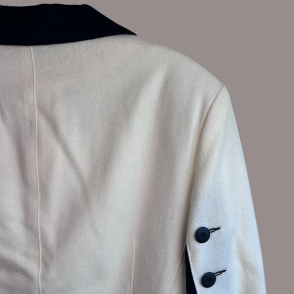 Vintage 90s Reflections by Spiegel Wool Two Button Front with Button Lined Sleev - Picture 10 of 12